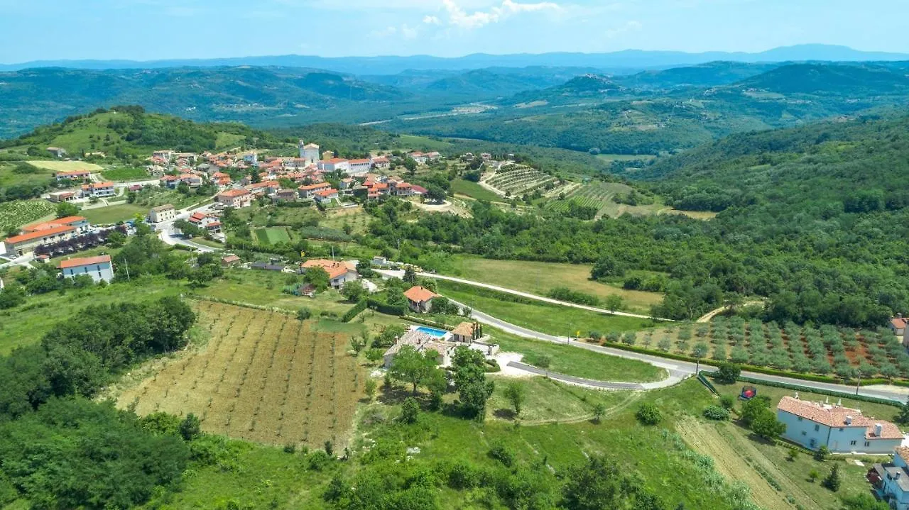 Unique Villa Bosket With Pool And Jacuzzi Surrounded By Nature Vizinada